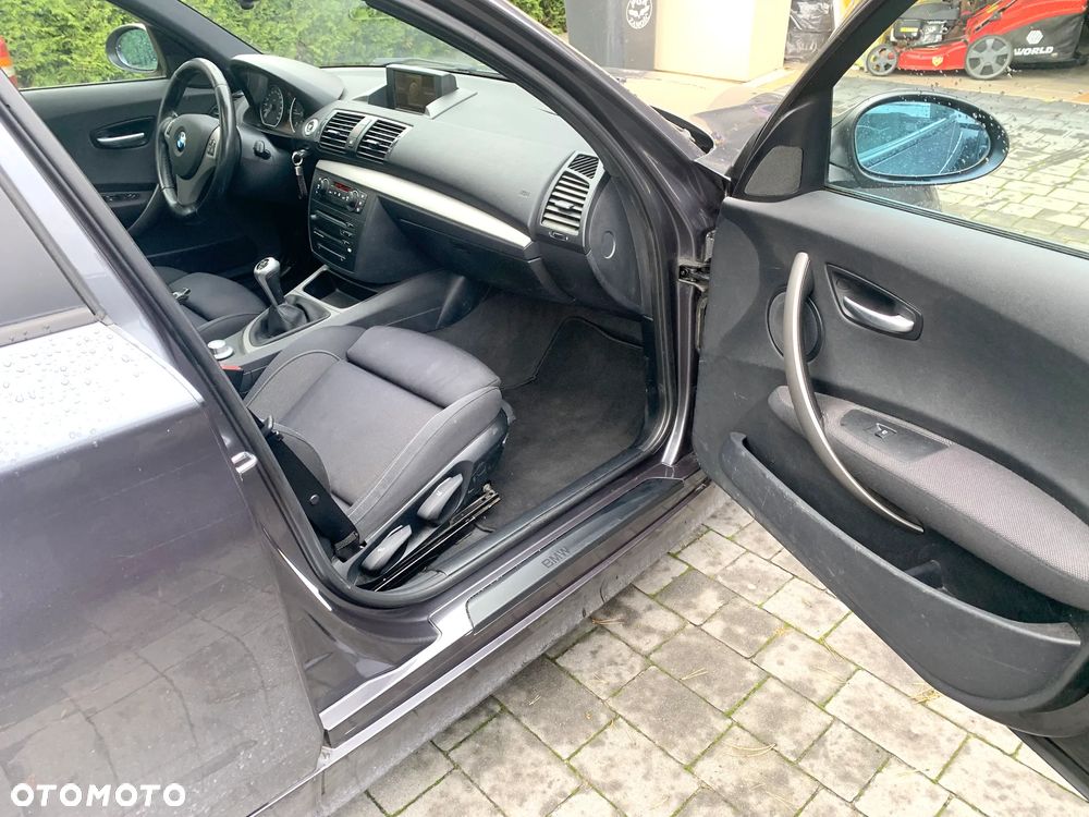 BMW Seria 1 120d - 9