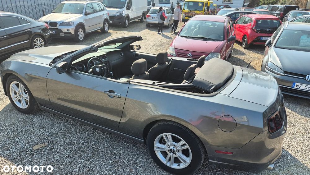 Ford Mustang 3.7 V6 Premium - 19