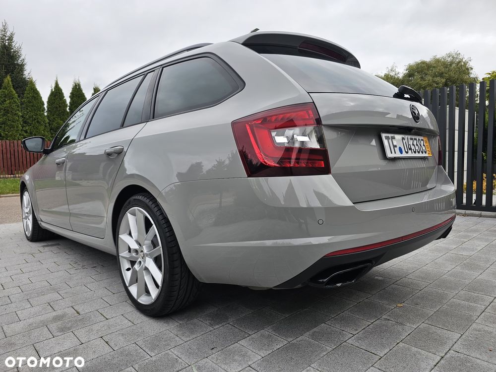 Skoda Octavia 2.0 TDI RS Challenge DSG - 40