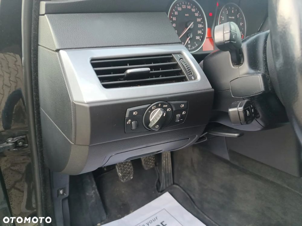 BMW Seria 5 520i - 16