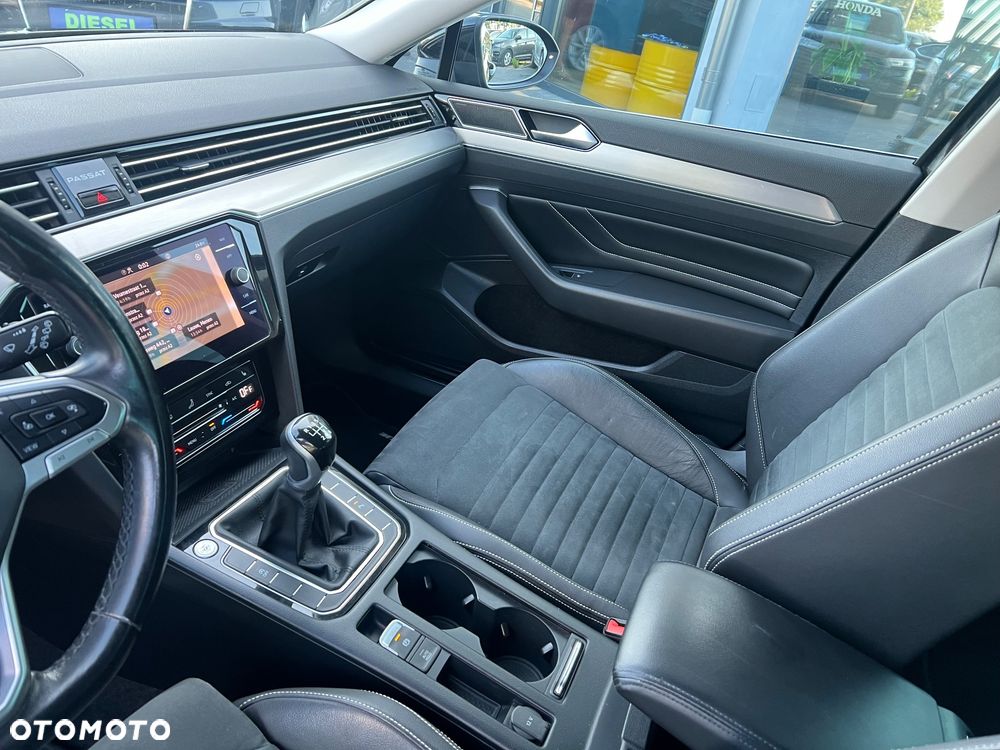 Volkswagen Passat 2.0 TDI EVO Business - 13
