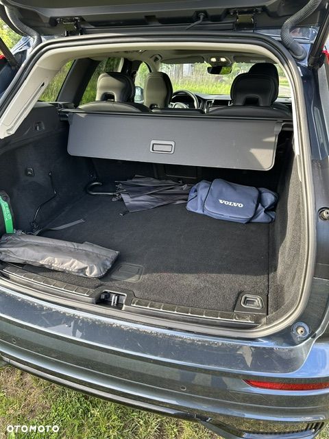 Volvo XC 60 B4 B Plus Dark - 8