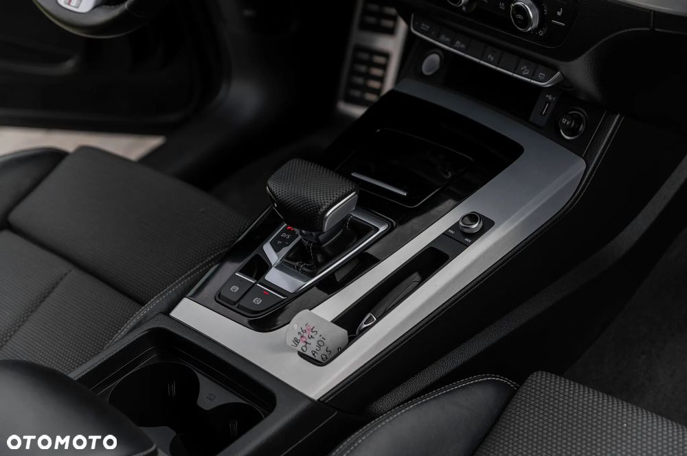 Audi Q5 40 TDI quattro S tronic S line - 27