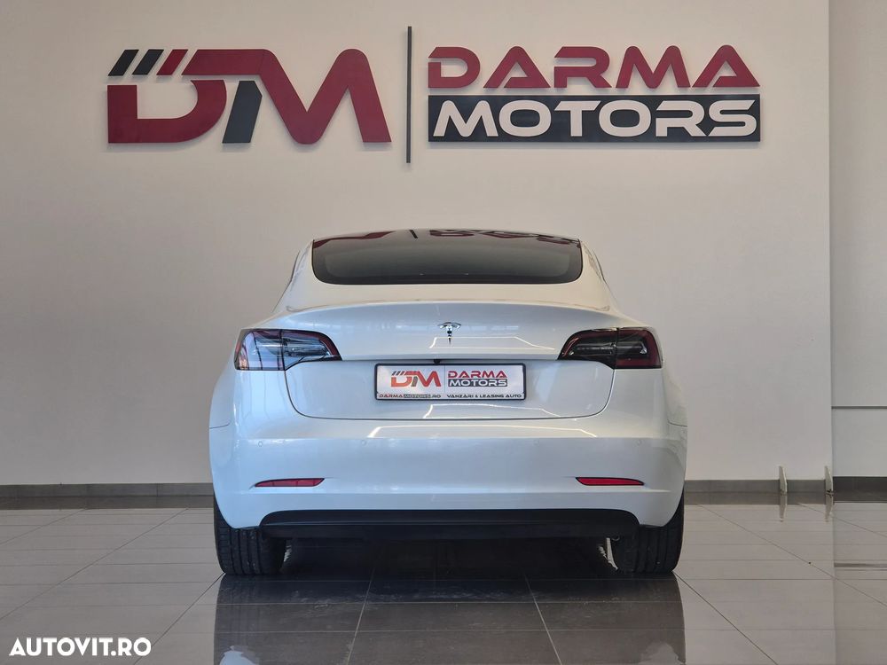 Tesla Model 3 Standard Reichweite Plus Hinterradantrieb - 19