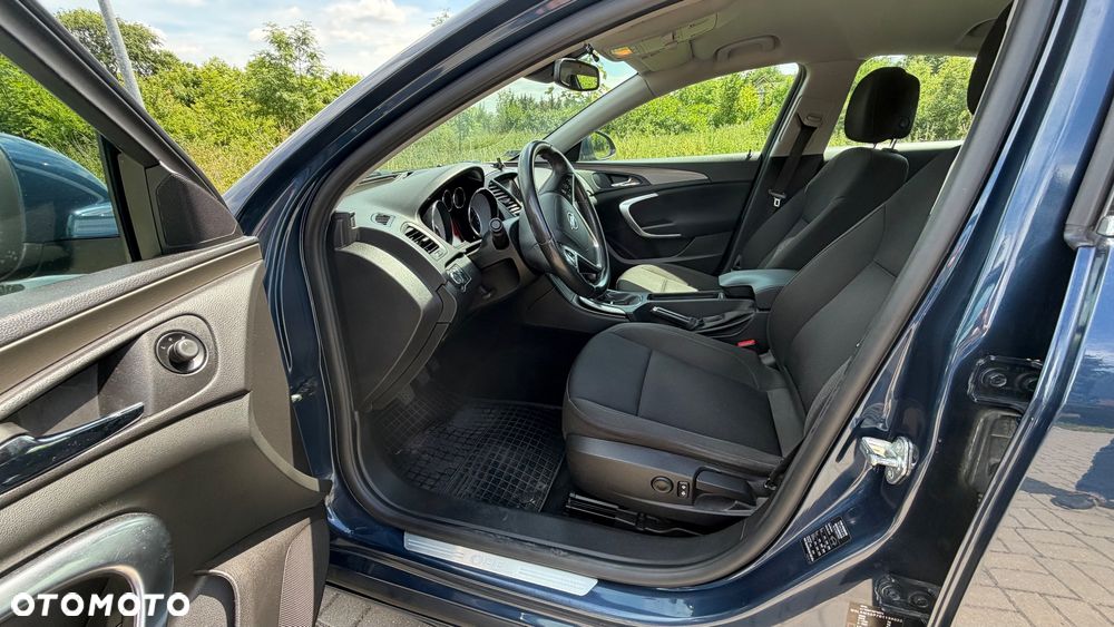 Opel Insignia - 10