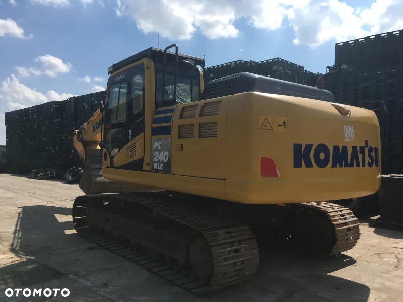 Komatsu PC 240NLC-10 - 4