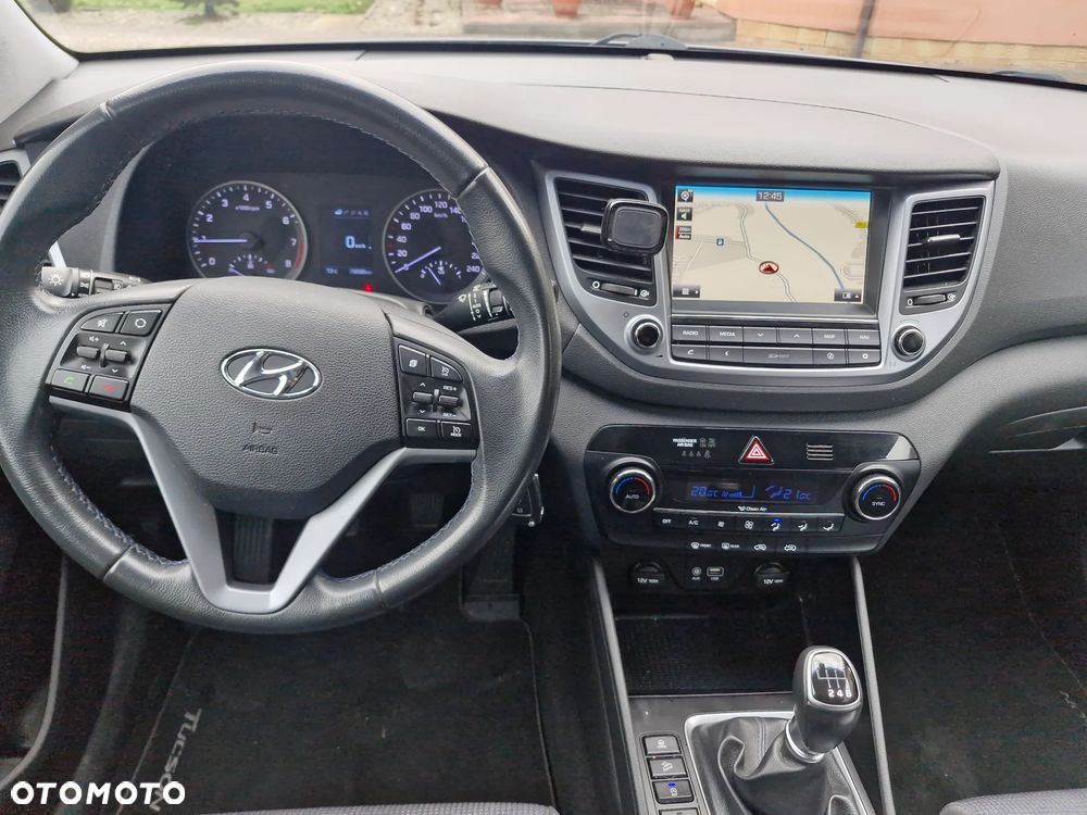 Hyundai Tucson blue 1.6 GDi 2WD Navi - 11