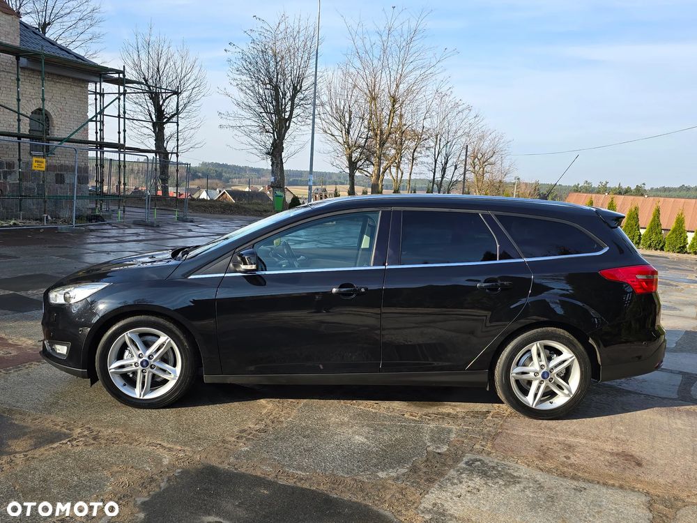 Ford Focus 1.0 EcoBoost STart-Stopp-System TITANIUM - 17