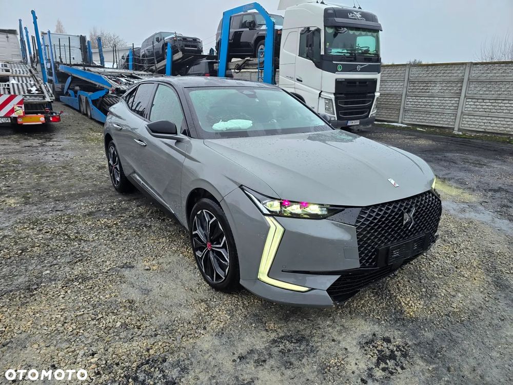 DS Automobiles DS 4 1.6 PureTech Performance Line + - 1