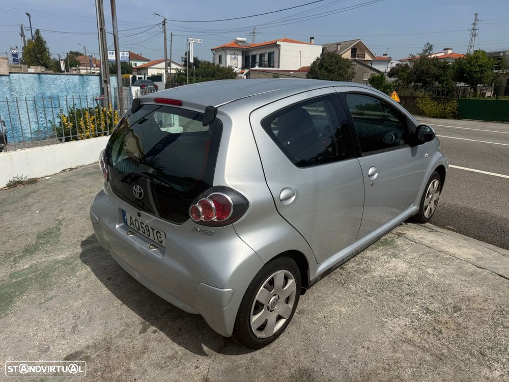 Toyota Aygo - 6