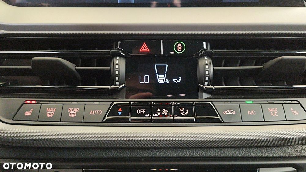 BMW Seria 1 118i Advantage - 25