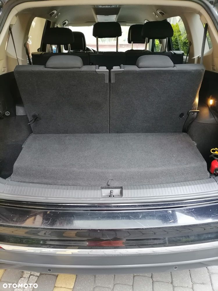 Volkswagen Tiguan 2.0 TDI SCR 4Mot Life DSG - 10