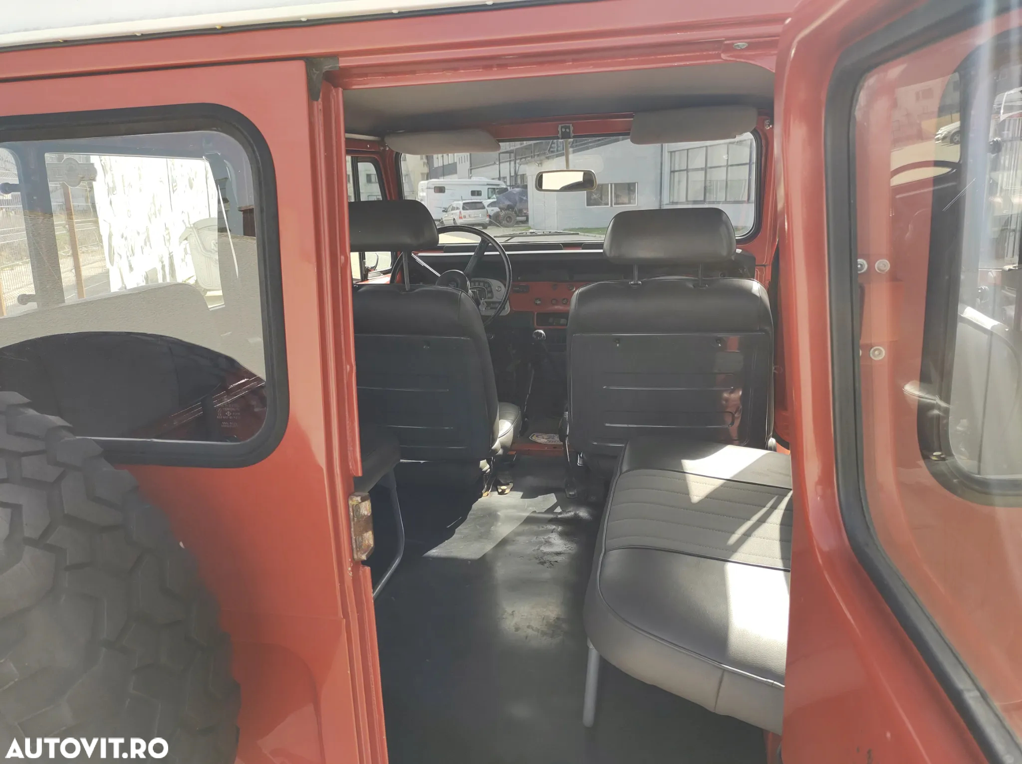 Toyota Land Cruiser - 7
