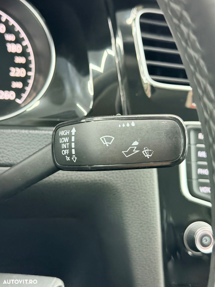 Volkswagen Golf 1.6 TDI BlueMotion Technology Trendline - 33