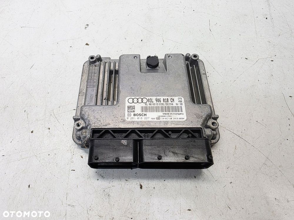 KOMPUTER STEROWNIK SILNIKA AUDI Q3 8U 2.0 TDI 03L906018ES 03L906018CN - 1
