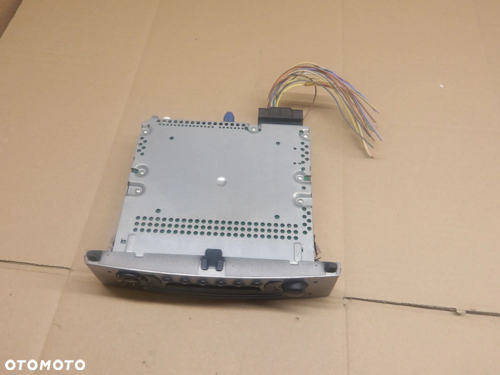 PEUGEOT 308 HB 1.6B 07-13 RADIO 96647511XH - 5