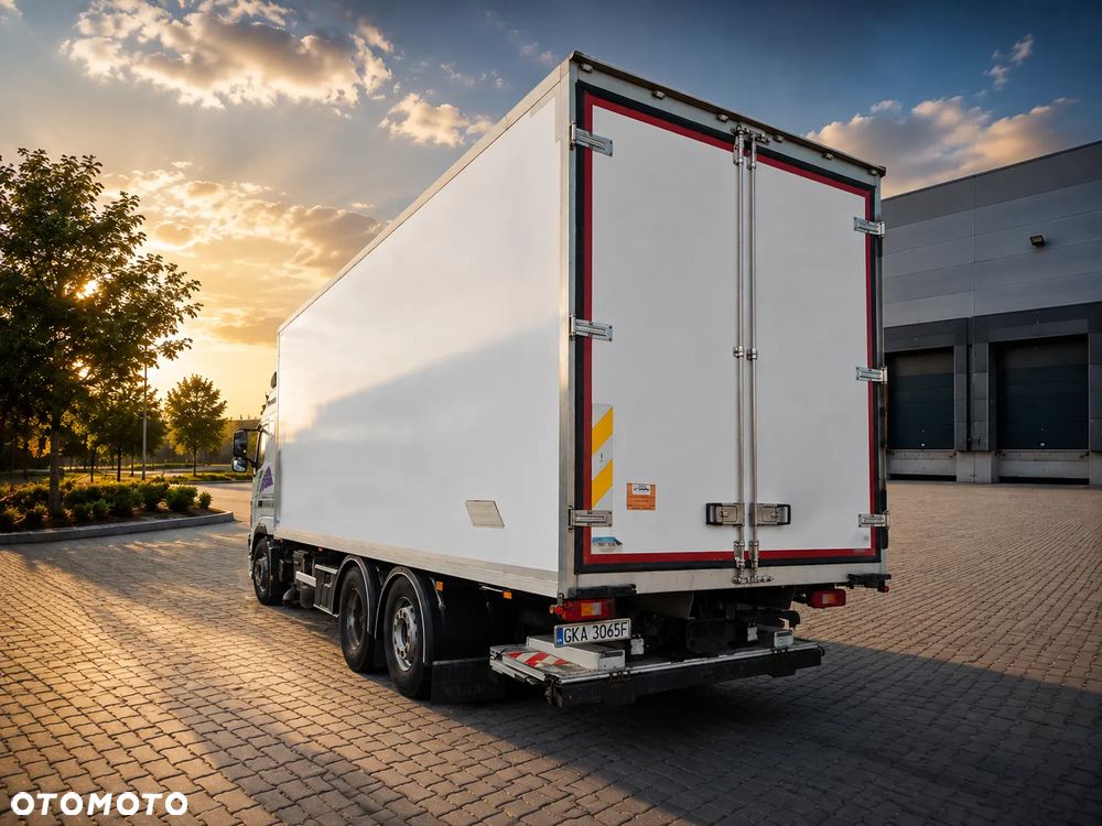 Volvo FM/FH6X2R - 3