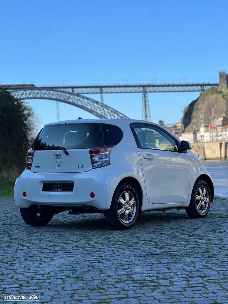 Toyota iQ 1.0 - 15