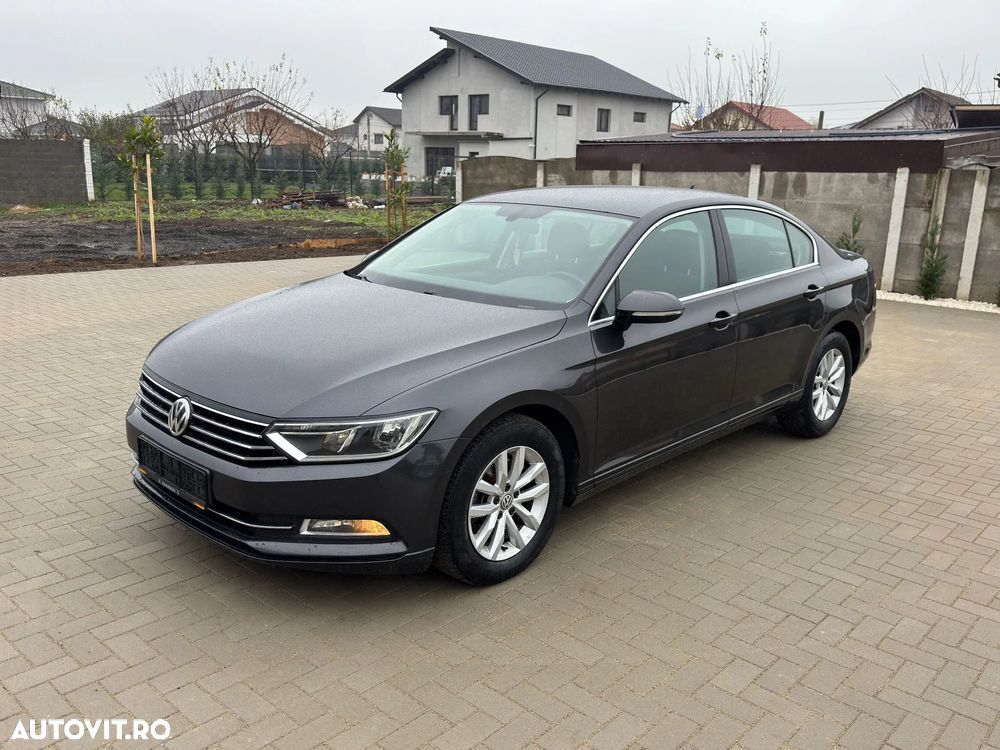 Volkswagen Passat - 20