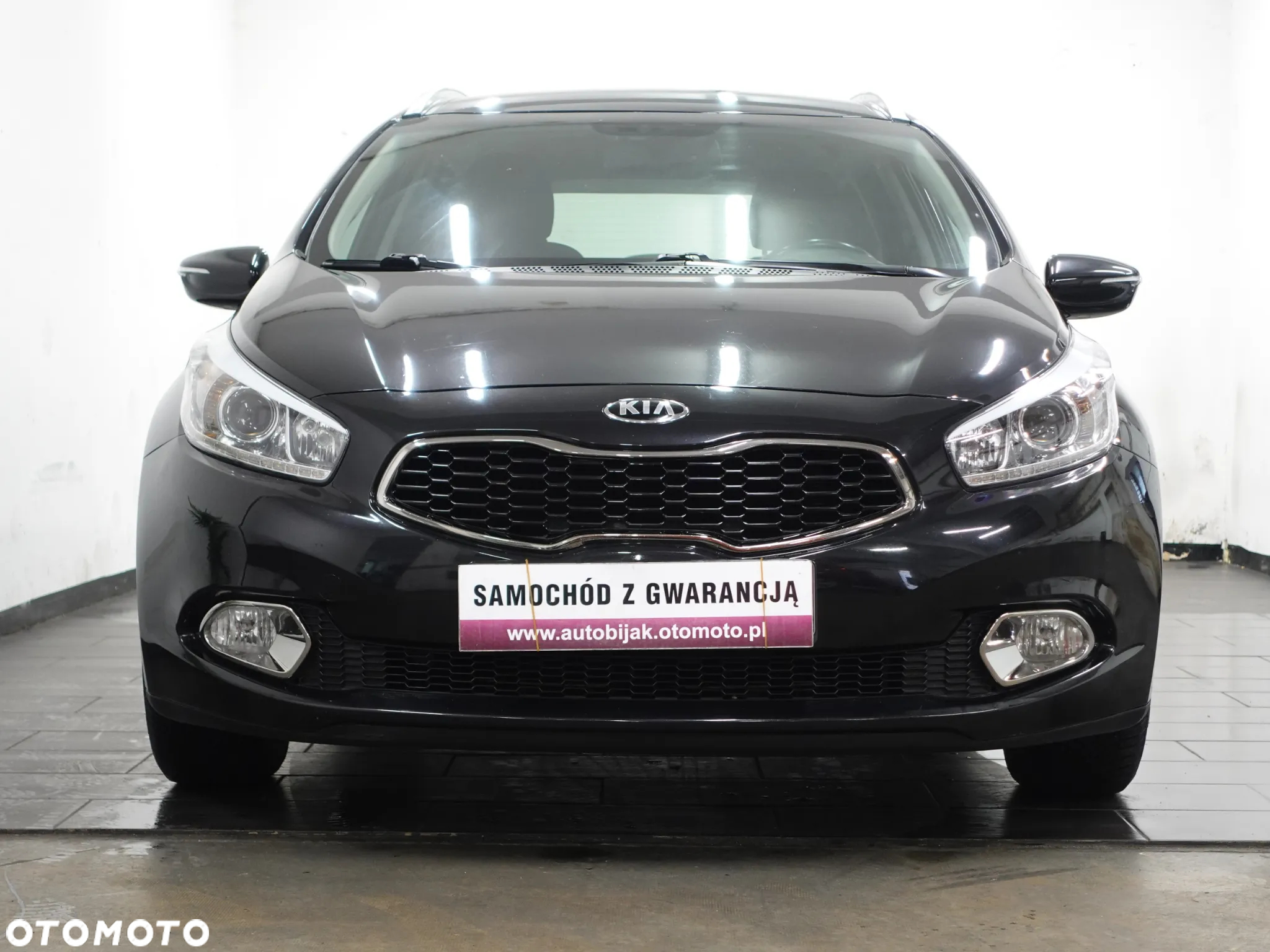 Kia Ceed 1.6 GDI ISG SW Spirit - 13