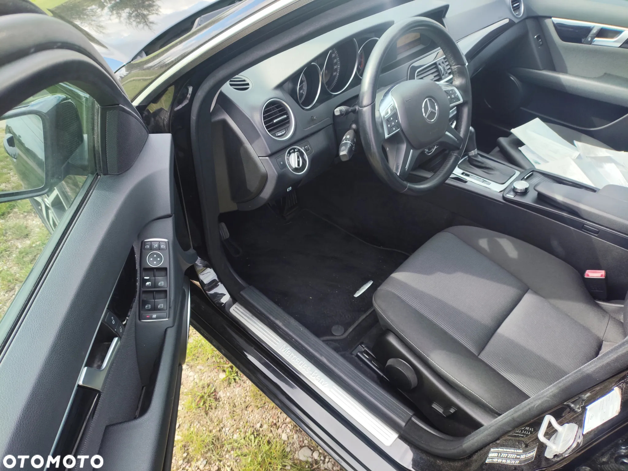 Mercedes-Benz Klasa C 180 CGI Automatik BlueEFFICIENCY - 11