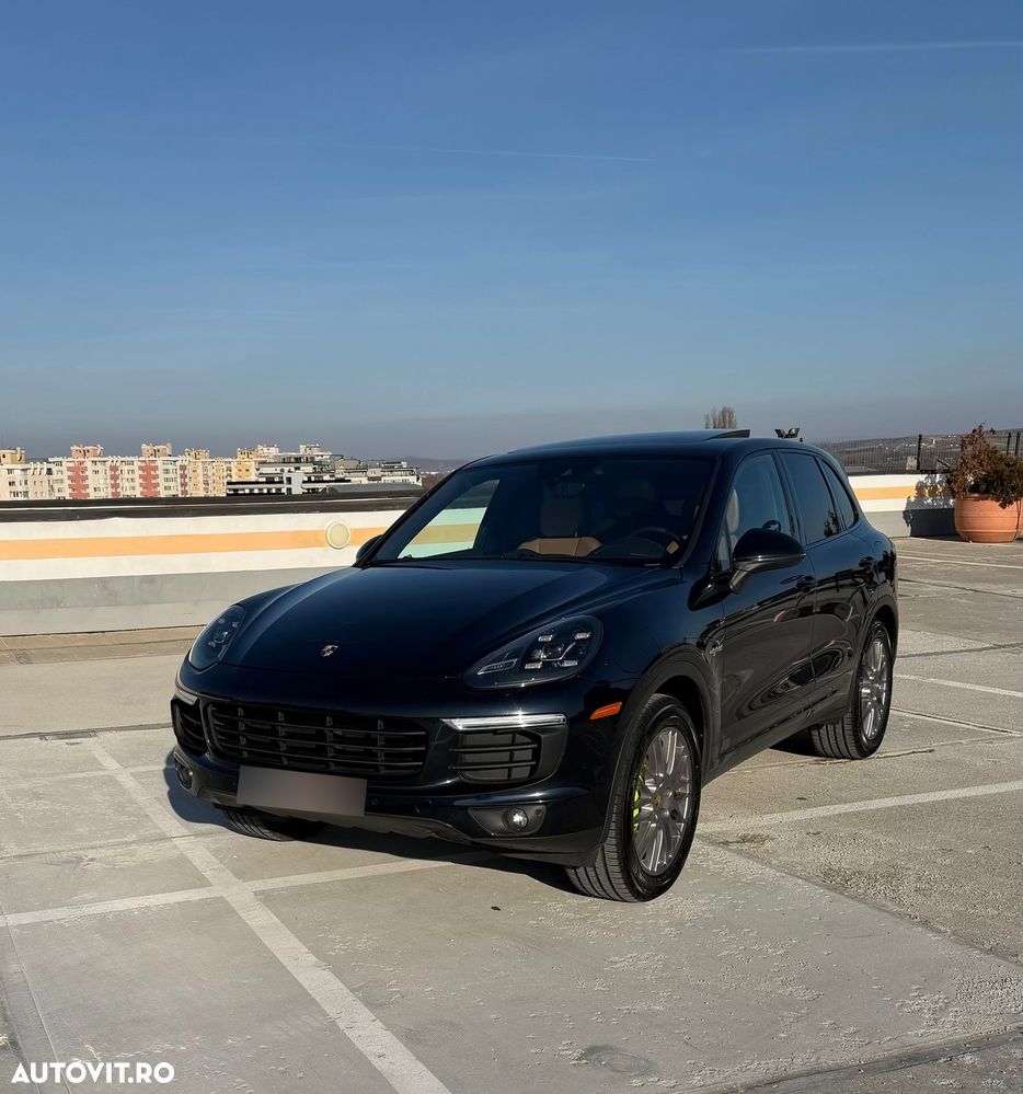 Porsche Cayenne 2015 photo 2