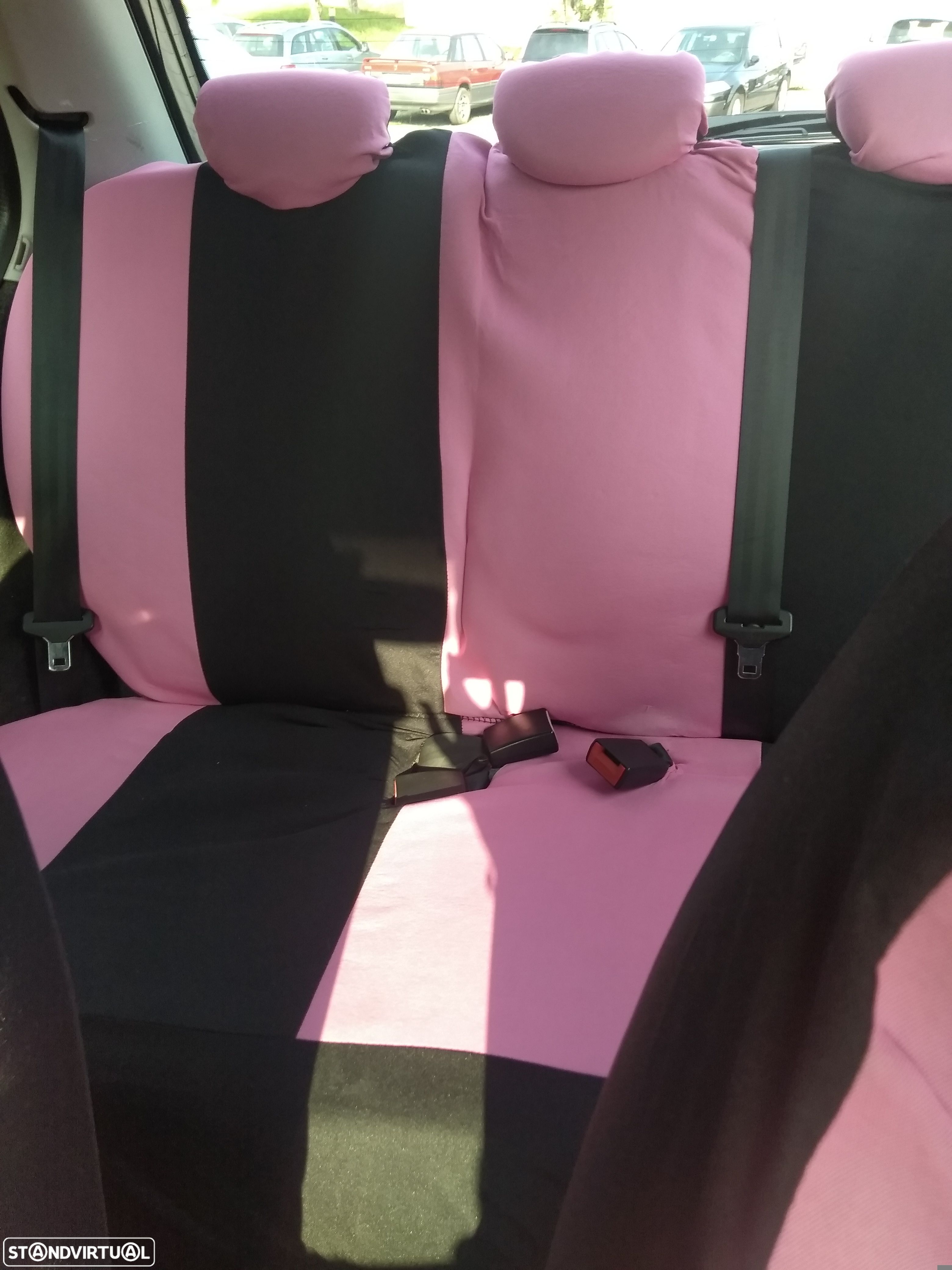 Nissan Micra - 1