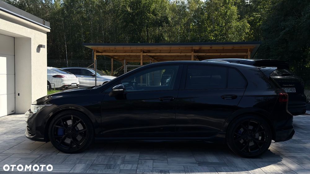 Volkswagen Golf - 6