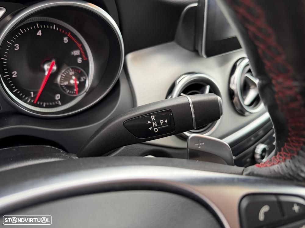 Mercedes-Benz GLA 220 d AMG Line - 21