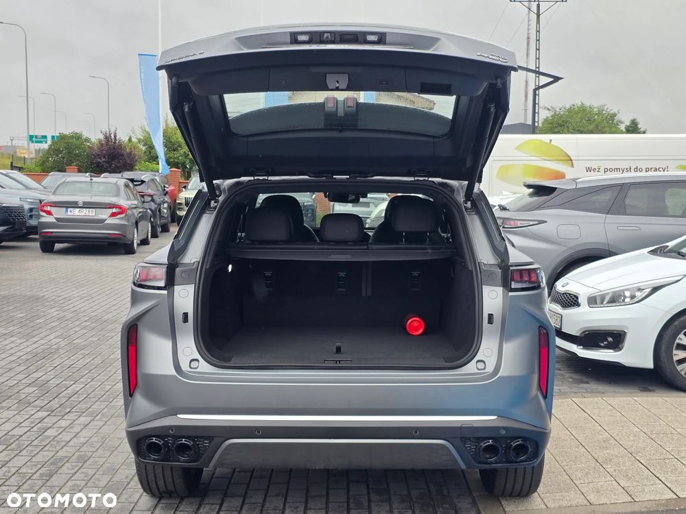 Omoda 9 1.5 Super Hybrid Exclusive AWD - 8