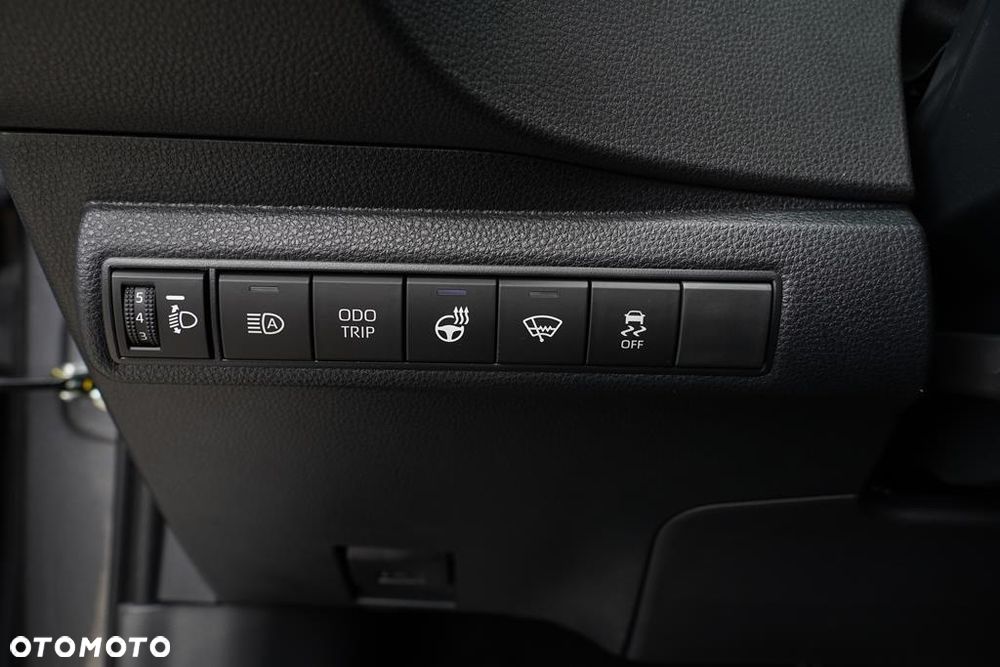 Toyota Corolla 1.8 Hybrid Comfort - 13
