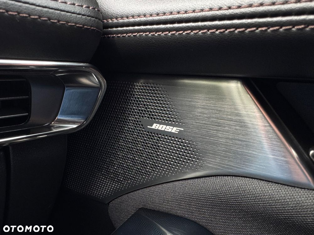 Mazda 3 2.0 mHEV Hikari - 38