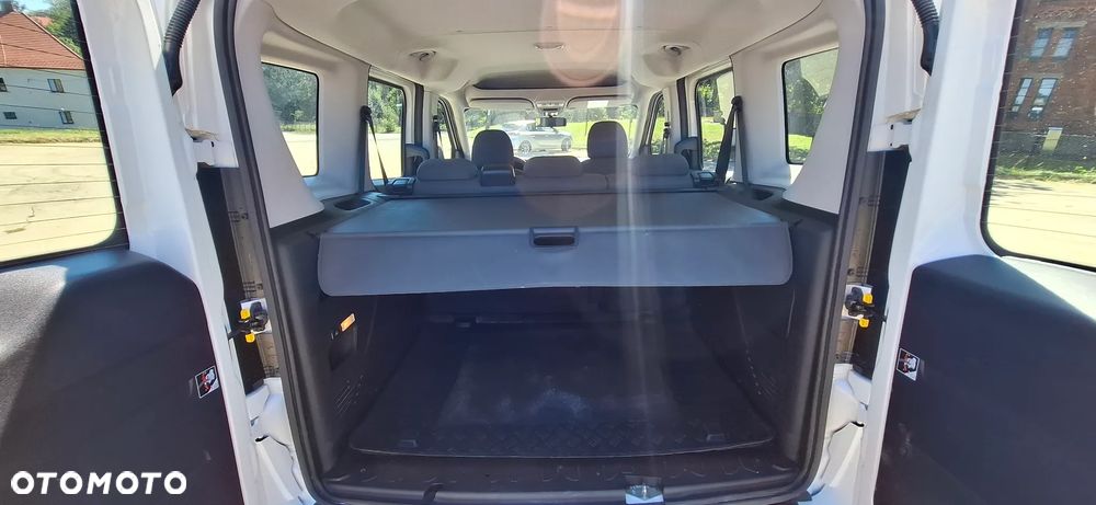 Fiat Doblo 1.4 T-Jet 16V Dynamic - 8
