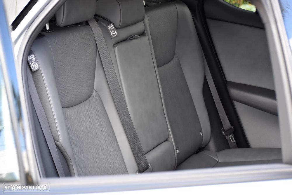 Lexus RZ 300e Premium - 25