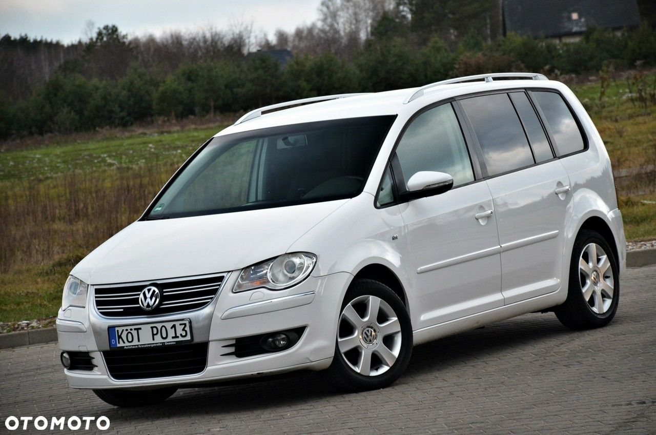 Volkswagen Touran - 21