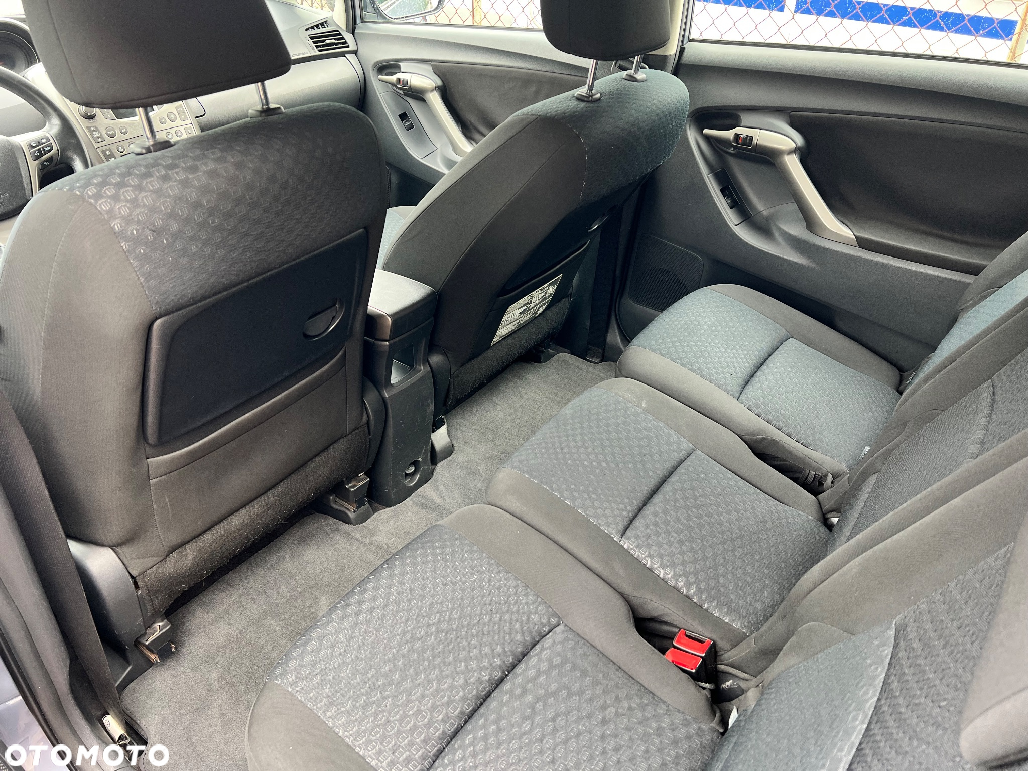 Toyota Verso 2.0 D-4D - 10