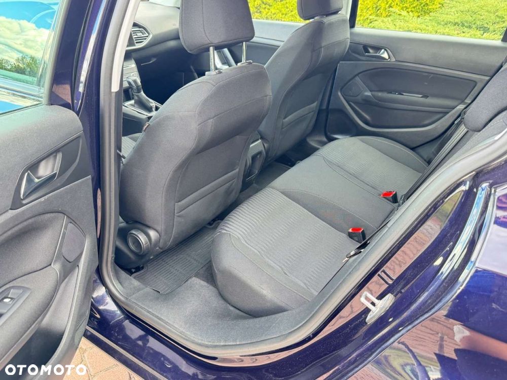 Peugeot 308 - 22