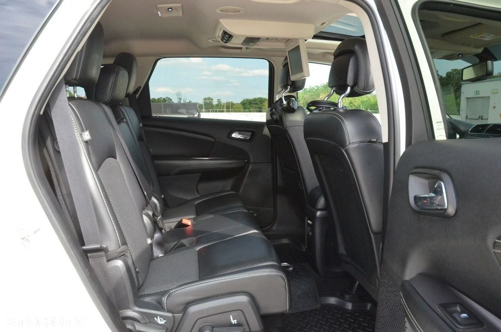 Fiat Freemont 2.0 Multijet 16V DPF Automatik Allrad Cross - 36