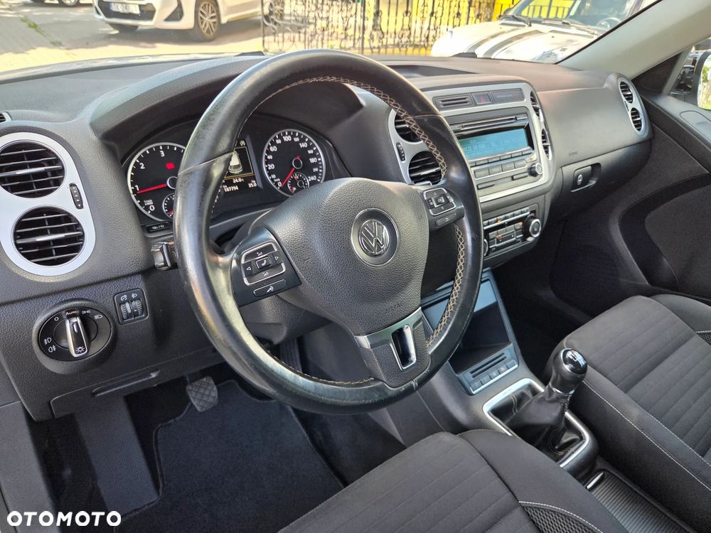 Volkswagen Tiguan 2.0 TDI DPF 4Motion BlueMotion Technology Cup Sport & Style - 11