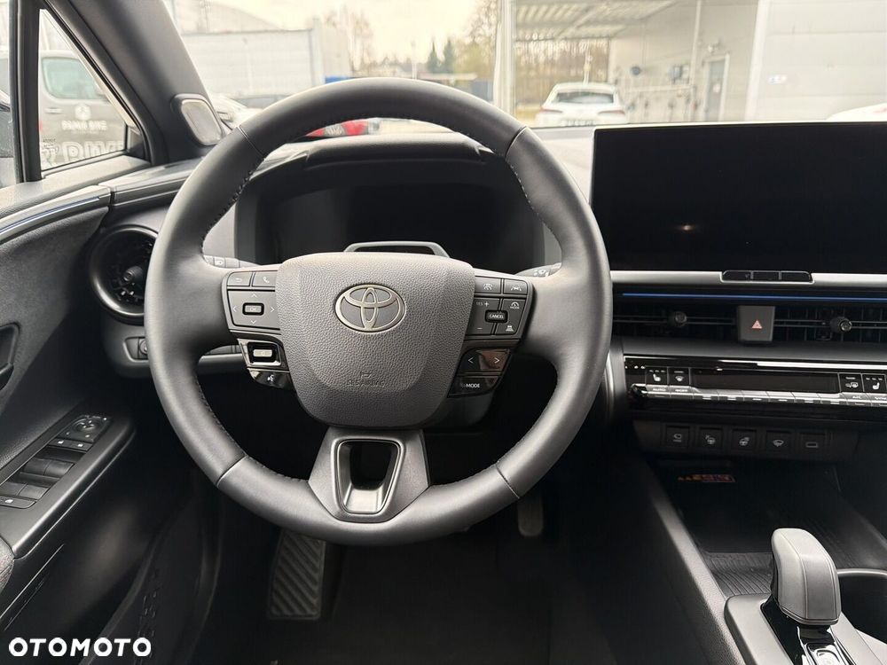 Toyota C-HR - 11