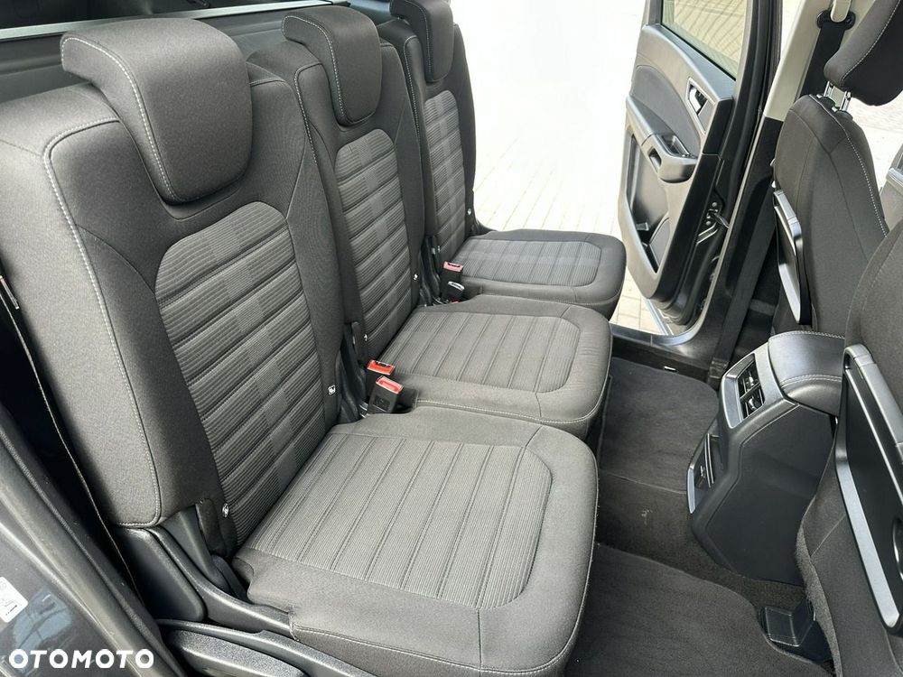 Ford Galaxy - 14