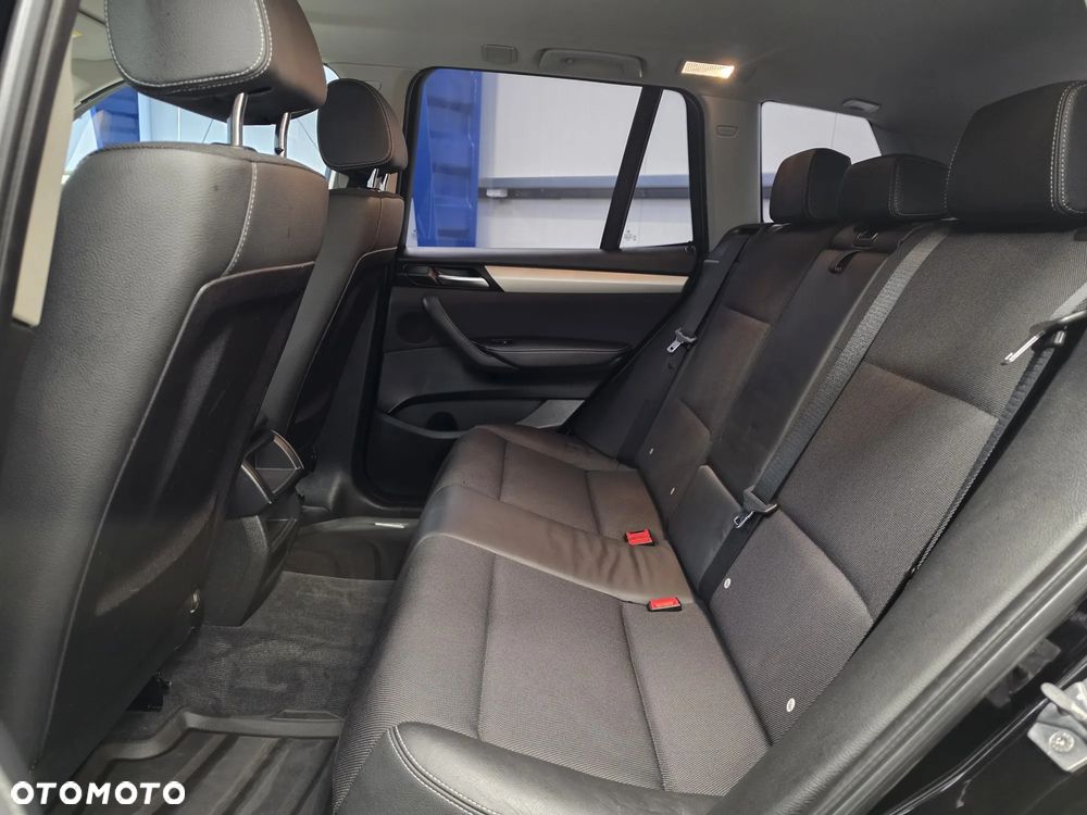 BMW X3 xDrive20d - 24