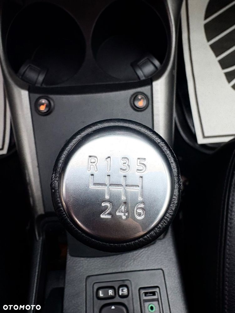 Toyota RAV4 2.2 D-4D Prestige - 18