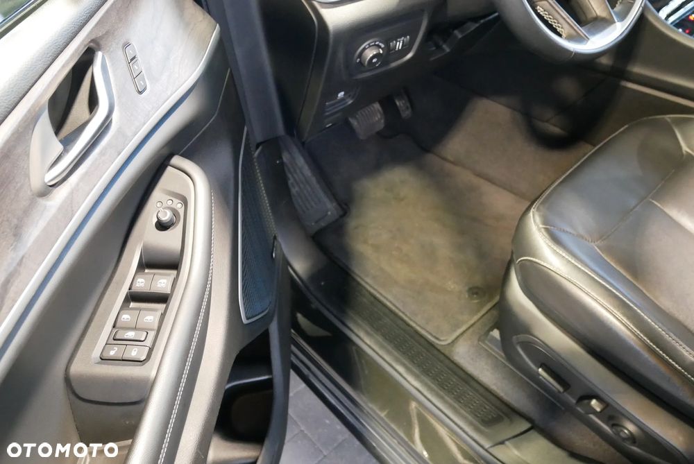 Jeep Grand Cherokee - 19