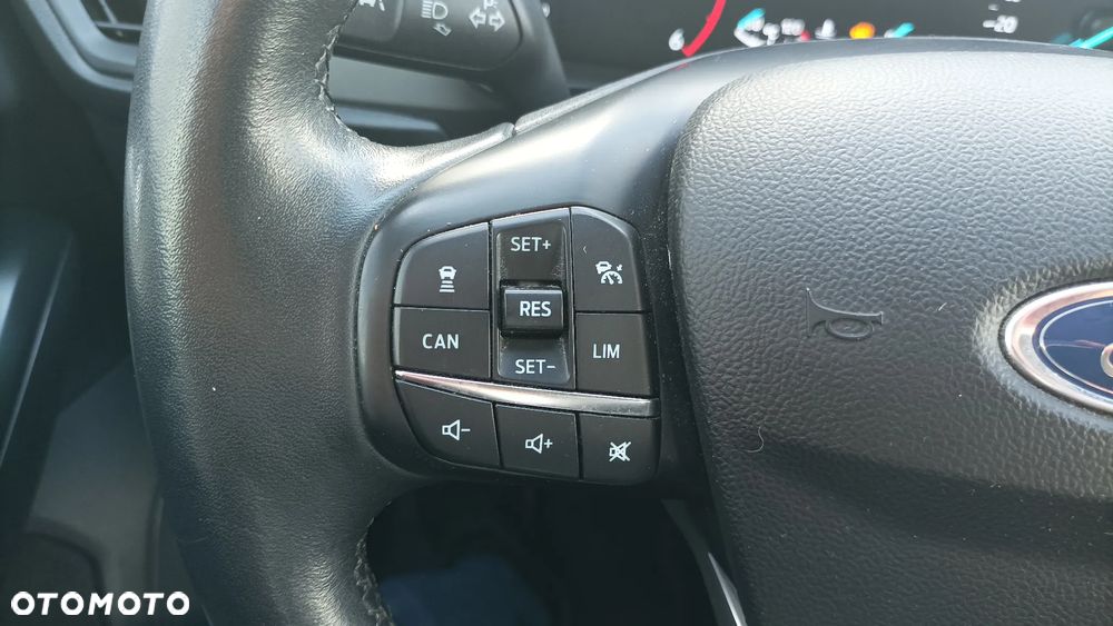 Ford Focus 2.0 EcoBlue Titanium X - 19