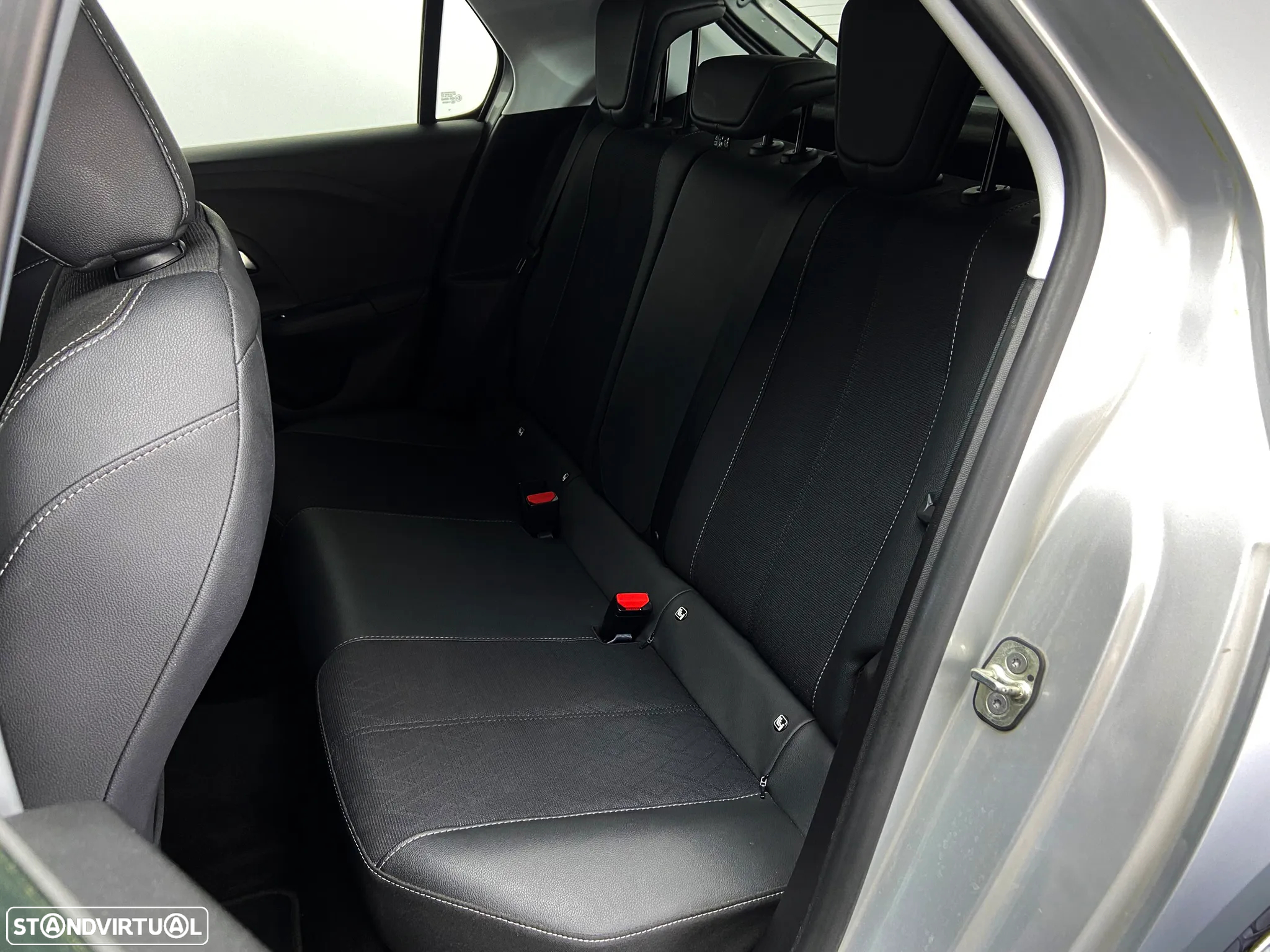 Opel Corsa 1.2 T Elegance - 10