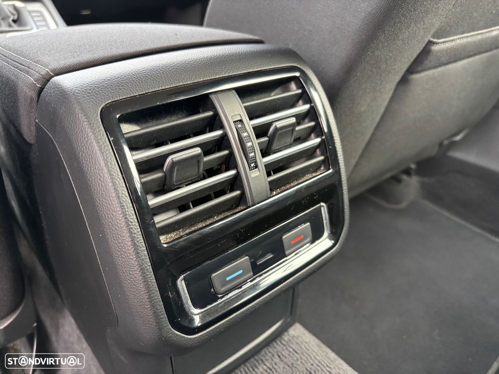 VW Passat Variant 1.6 TDI Confortline - 13