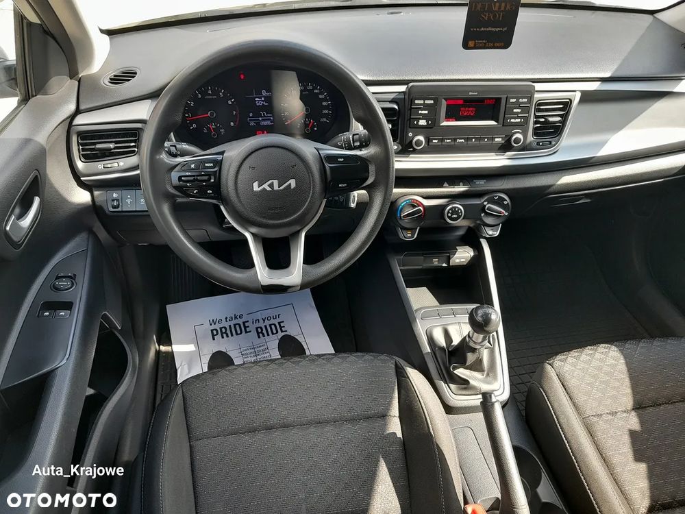Kia RIO VAN - 11