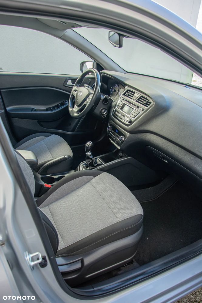 Hyundai i20 1.2 Comfort - 12