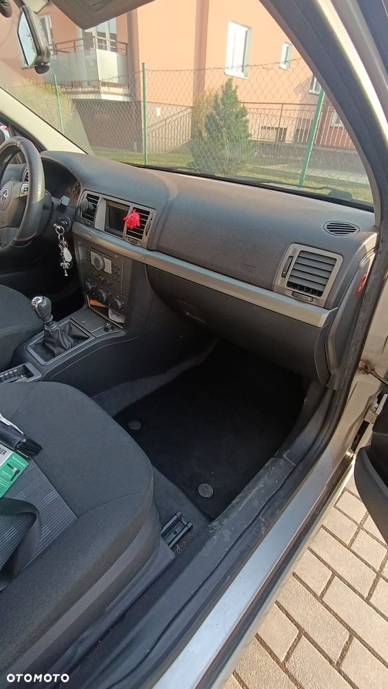 Opel Vectra 1.9 CDTI Essentia - 6